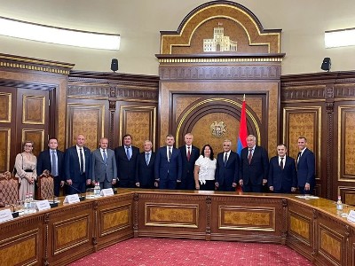 Вице-премьер Армении принял министра спорта России и министра спорта и туризма Беларуси
