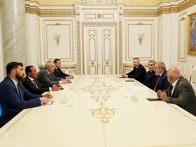 Armenian Prime Minister meets with leaders of non-parliamentary political forces