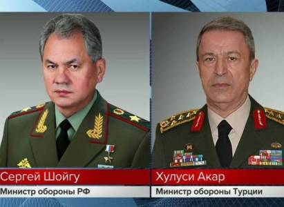 Russian and Turkish defense ministers discuss Ukraine