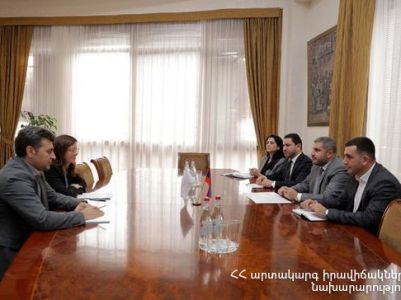 Արմեն Փամբուխչյանը և ՅՈՒՆԻՍԵՖ-ի ներկայացուցիչը քննարկել են աղետների ռիսկի նվազեցման կրթական ծրագրերի ներդրման հարցը