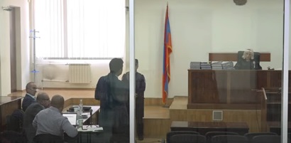 Адвокаты выступили с ходатайством о закрытии уголовного дела в отношении экс-президента Армении Роберта Кочаряна