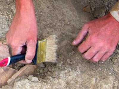 Remains discovered during renovation of Ministry of Culture building in Tbilisi are transferred to Armenian Pantheon