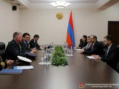 Armenia Security Council chief, UK army general discuss cooperation in security