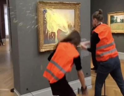 Climate protesters throw mashed potatoes at Monet painting in Germany museum