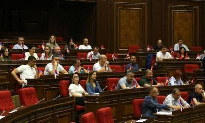 «Հրապարակ». «Պատիվ ունեմ»-ի՝ ԱԺ վերադառնալու որոշումը կայացրել է Սերժ Սարգսյանը
