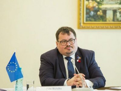 ԵՄ-ն ձգտում է Հայաստանի եւ Ադրբեջանի միջեւ «խաղաղության» սեփական էներգետիկ շահերի համա՞ր