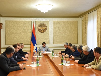 Արցախի  նախագահի մոտ քննարկվել են արտաքին քաղաքական վերջին զարգացումները