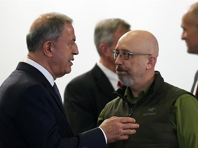 Թուրքիայի եւ Ուկրաինայի պաշտպանության նախարարները քննարկել են «ցորենի գործարքի» հետ կապված իրավիճակը