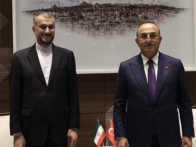 Չավուշօղլուն Իրանի արտգործնախարարի հետ քննարկել է Ադրբեջանի հետ հարաբերությունները