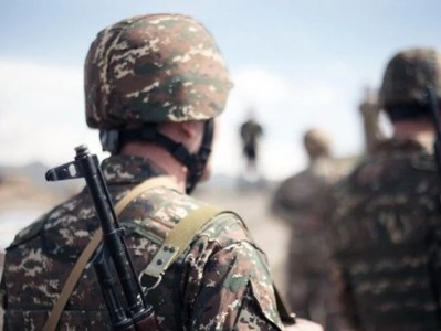 Военнослужащие в Армении пройдут аттестацию: Обсуждение в постоянной парламентской комиссии