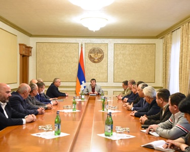 President of Artsakh holds expanded working meeting