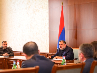 Այստեղ եմ, որ միասին ամեն ինչ անենք, որ Արցախն ունենա հաղթանակներ. Ռուբեն Վարդանյանը՝ ընդլայնված խորհրդակցությանը
