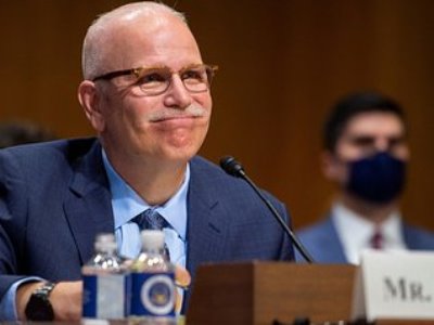 Head of U.S. Customs resigned