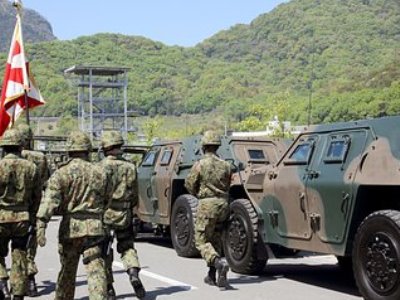Bloomberg columnist says Japan may be preparing for war with China