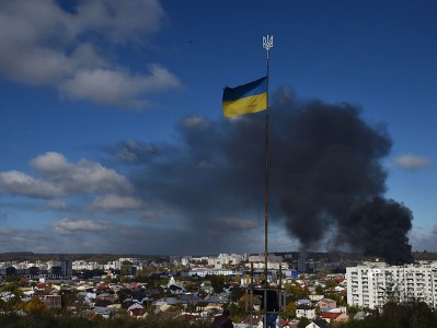 Ukrainian media report missile strikes in number of areas