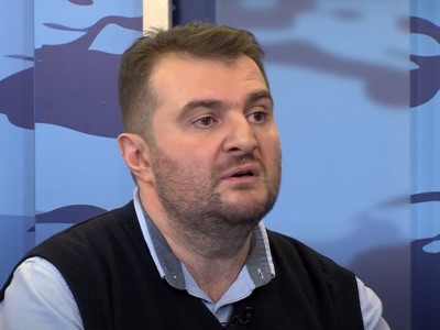 Ֆրանսիան հայերին խաղացնելու հարուստ փորձ ունի. նրա արածը առեւտրի առաջարկ է ուղղված մյուս կողմին. Արգիշտի Կիվիրյան