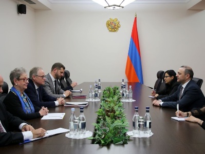 Armenia Security Council chief meets with EU official