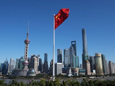 WEF head: China is a 'role model' for other countries