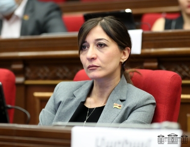 «Ժողովուրդ». Ընտրակեղծարարության մեջ մեղադրվող Արփի Դավոյանն «Ընտրական օրենսգրքի» մասին օրինագիծ է ներկայացրել