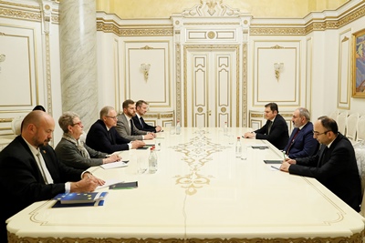 Armenian PM receives Managing Director of European External Action Service of EU - Vimarsana News