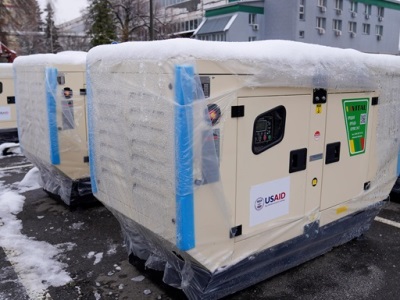 US starts transferring 80 power generators to Ukraine