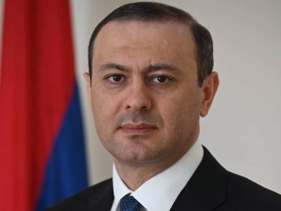 Секретарь Совета безопасности Армении посетит Францию и Германию