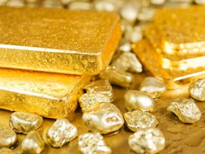 Gold goes up in price