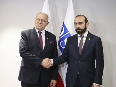 FM to OSCE Chairperson-in-Office: Azerbaijan army withdrawal from Armenia sovereign territories is priority