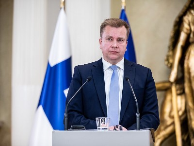 Глава Минобороны Финляндии обсудит в Анкаре вступление в НАТО