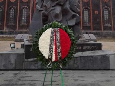 От имени второго президента Армении возложен венок в память о жертвах землетрясения 1988 года