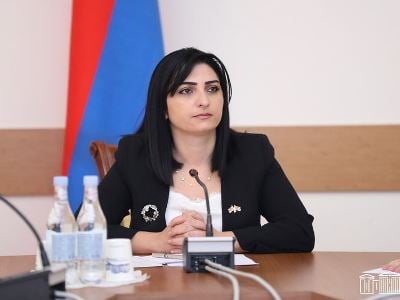 «Ձեր խաղաղության օրակարգը կեղծ է». Թագուհի Թովմասյանը՝ Ադրբեջանի խորհրդարանի հանձնաժողովի նախագահ Օրուջային
