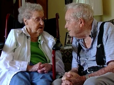 WCPO 9 News: в США 100-летние супруги умерли с разницей в 20 часов