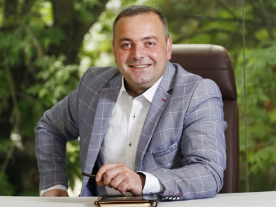 Առաջարկում եմ ընդունել որոշում հնարավորինս սեղմ ժամկետում անցկացնել Վանաձորի ավագանու նոր ընտրություններ. Վահե Դոխոյան