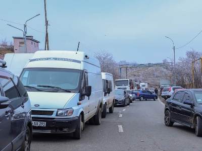 Արցախն աշխարհին կապող միակ ճանապարհն արդեն 9 ժամ փակ է. Արցախի ՆԳՆ