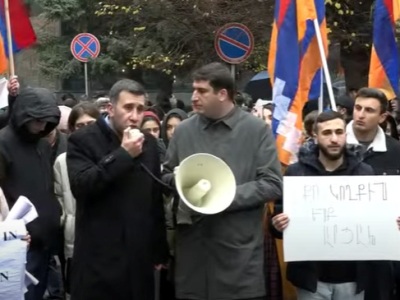 Արցախի մեր հայրենակիցները շրջափակման մեջ են, արձանագրումներ արվելո՞ւ են․ բողոքի ակցիա ՄԱԿ-ի դիմաց՝ հանուն Արցախի