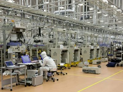 China is working on $143 billion support package for its semiconductor industry