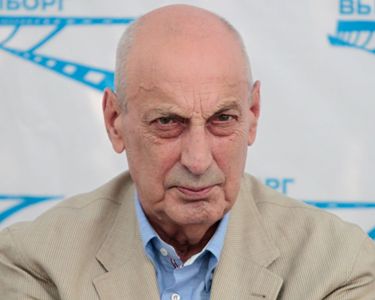 Бывший глава Госкино РФ, кинокритик и киновед Армен Медведев скончался на 85-м году жизни