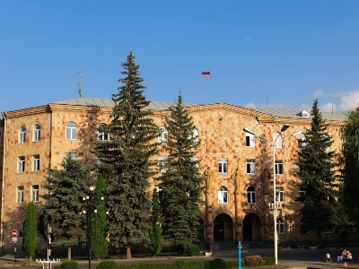 Վանաձորի ավագանին հաստատել է 2023–ի  բյուջեն, Մամիկոն Ասլանյանի թիմակիցներից երկուսը կողմ են քվեարկել