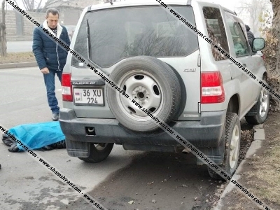 Երևանում «Mitsubishi»-ի ընթացքի ժամանակ վարորդը հանկարծամահ է եղել, մեքենան բախվել է ծառին