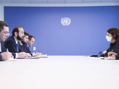 Ararat Mirzoyan presents situation in Lachin to UN Under-Secretary General