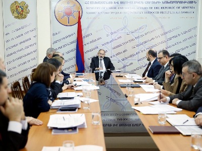 Премьер-министру Армении представлен отчет о деятельности Министерства труда и социальных вопросов за 2022 год