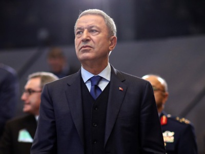 Turkish Defense Minister complains of 'unfair defense restrictions' by NATO allies