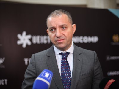 Минэкономики: У «Верхнего Ларса» очереди очень маленькие, тепличным хозяйствам окажем поддержку
