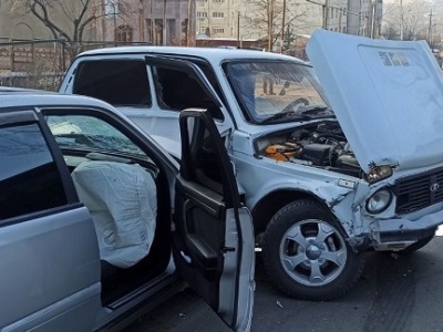 Վանաձոր-Ստեփանավան ճանապարհին 4 ավտոմեքենա են բախվել. կա վիրավոր