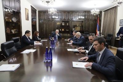 Նախագահի գլխավորությամբ խորհրդակցություն Շիրակի մարզպետարանում. քննարկվել են մարզի և Գյումրու զարգացման ծրագրերը