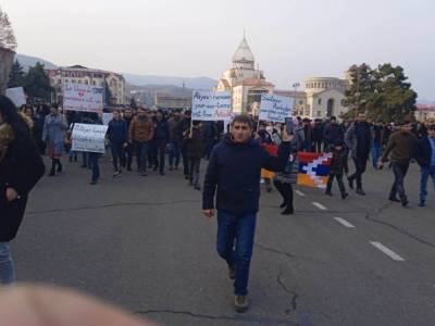 168.am: Арцахцы направляются к российским миротворцам с требованием вывода азербайджанцев из Лачинского коридора