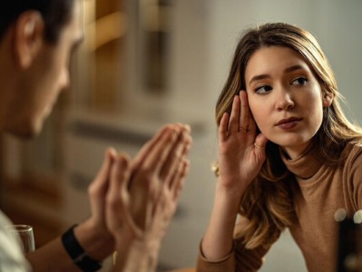 Psychologists find that women are able to smell lonely men