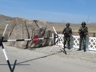 Azerbaijani media report on shootings on border with Iran