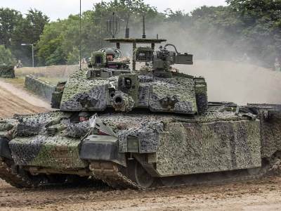 UK considers supply of tanks to Ukraine for first time