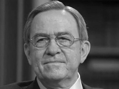 Last king of Greece dies